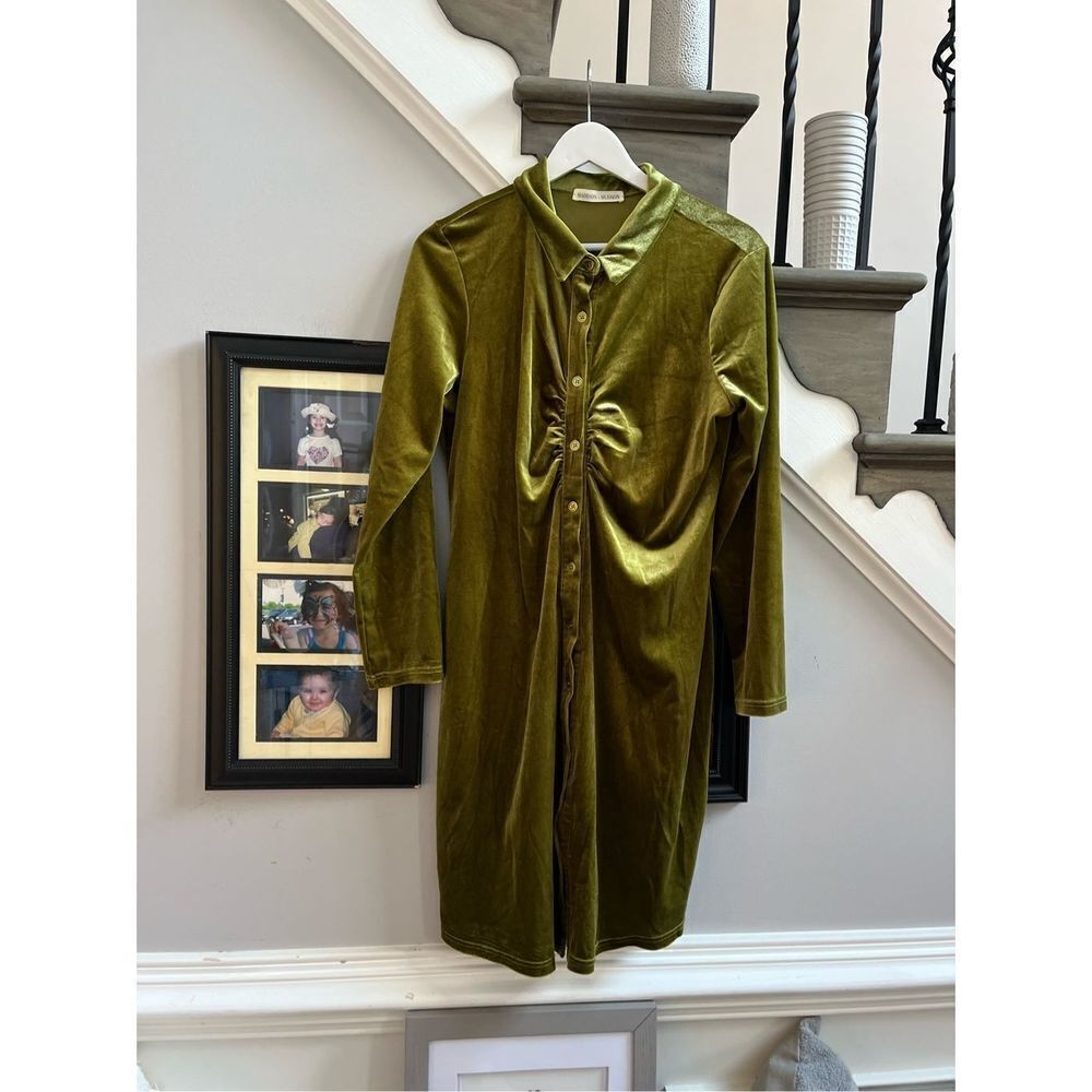 Madison & Hudson Moss Green Ruched Bust Velvet MIDI Dress sz L EUC